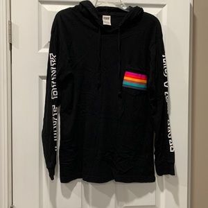 VS pink long sleeve T-Shirt